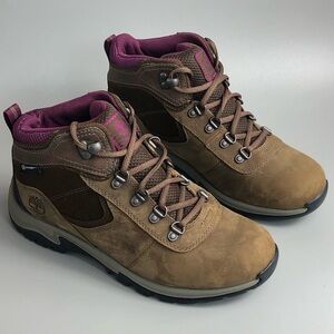 Timberland Mt. Maddsen Women’s Mid Leather Waterproof Hiking Boots Size 6